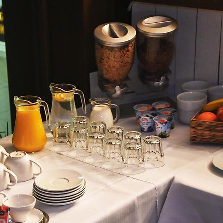 סניצה Hotel Branc, Garni מראה חיצוני תמונה